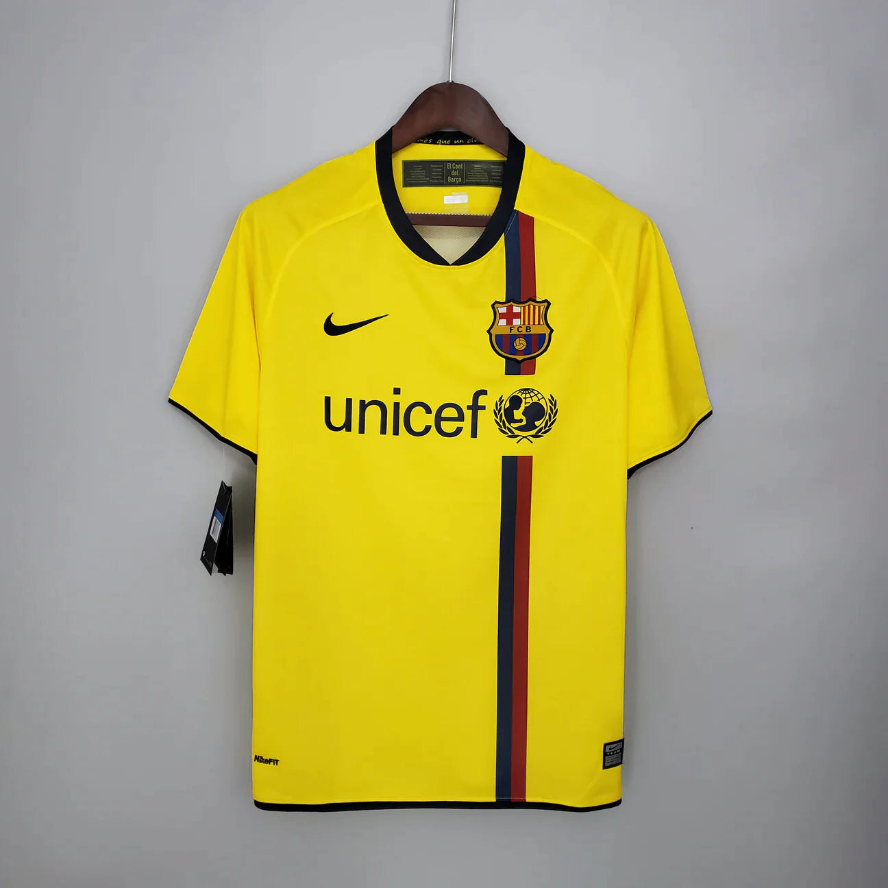 Barcelona 08/09 Away Retro Club Jersey image 0