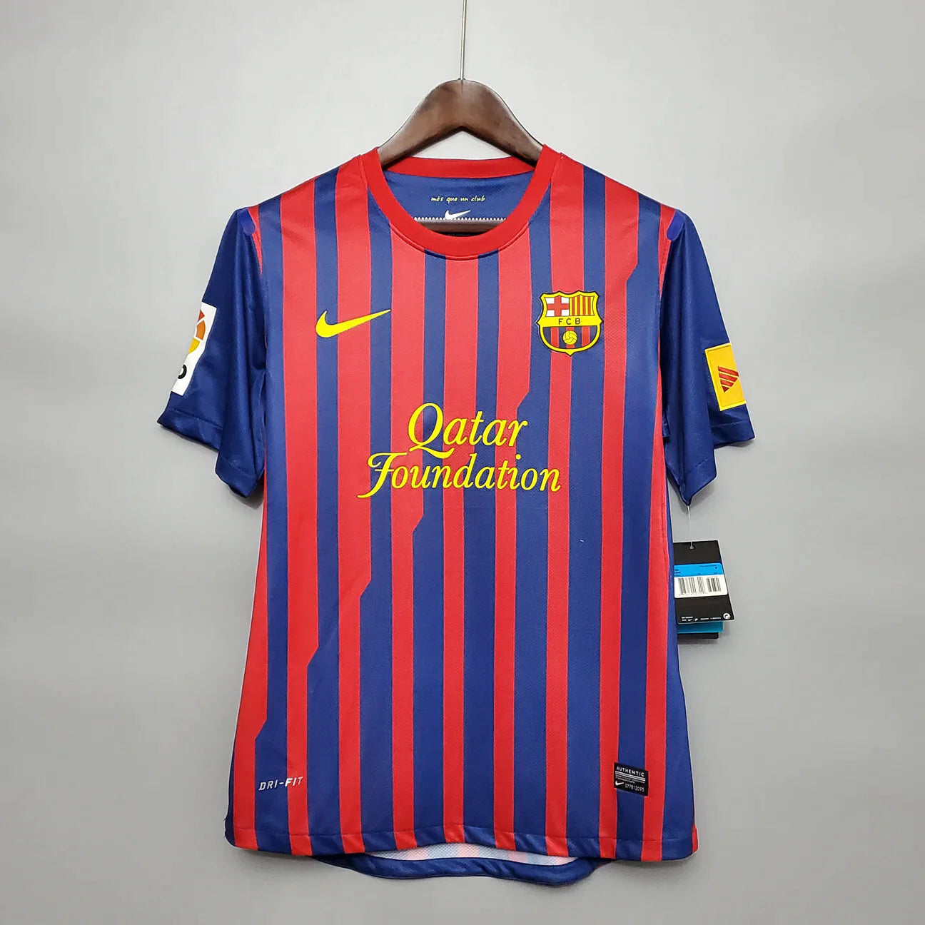 Barcelona 11/12 Home Retro Club Jersey image 0